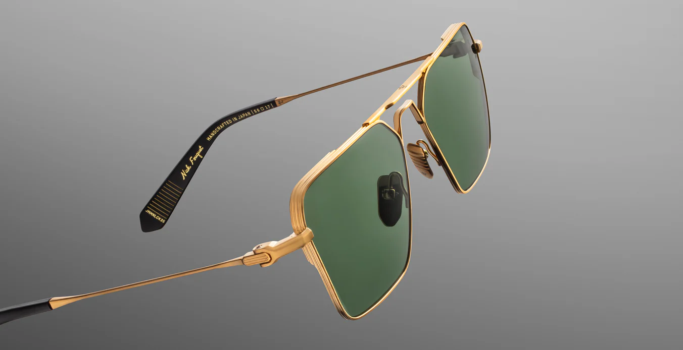 Artisanal Frames, Timeless Elegance